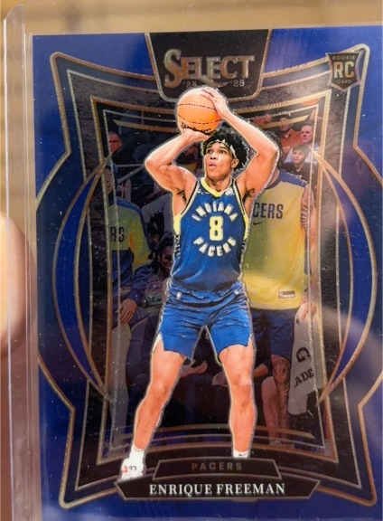 2024-25 Panini Select #80 Enrique Freeman Blue RC Indiana Pacers — front