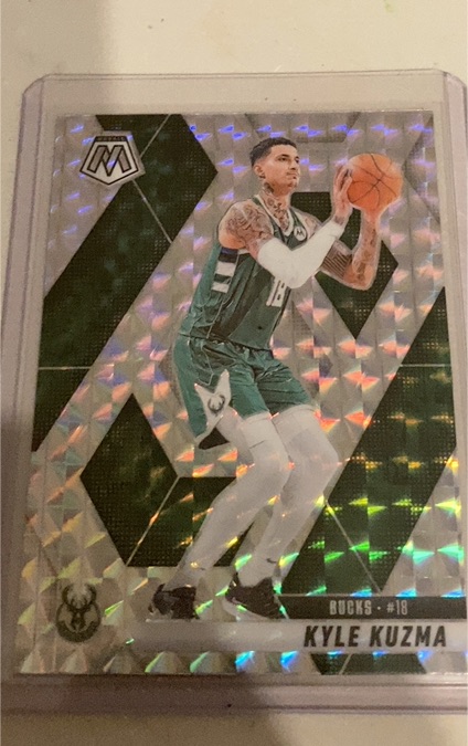 2024-25 Panini Mosaic #142 Kyle Kuzma — front