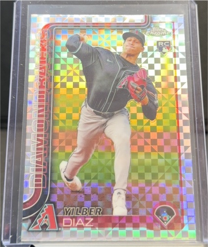 2025 Topps Chrome #8 Yilber Diaz — front