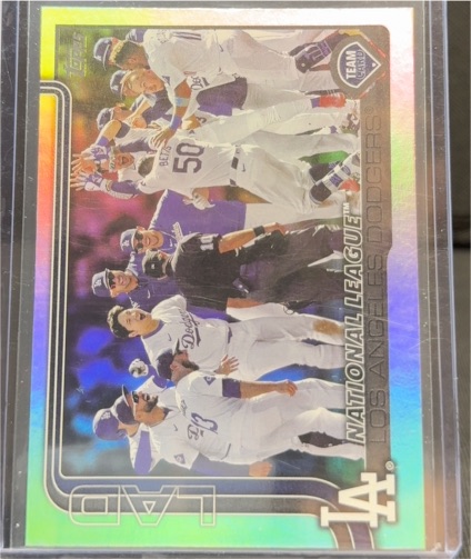 2025 Topps Series 1 #302 Los Angeles Dodgers Team Card — front
