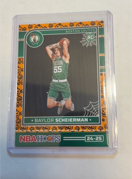 2024-25 Panini Haunted Hoops Orange Pumpkin #249 Baylor Scheierman RC — front