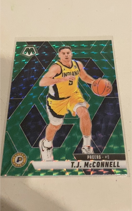 2024-25 Panini Mosaic #9 T.J. McConnell — front