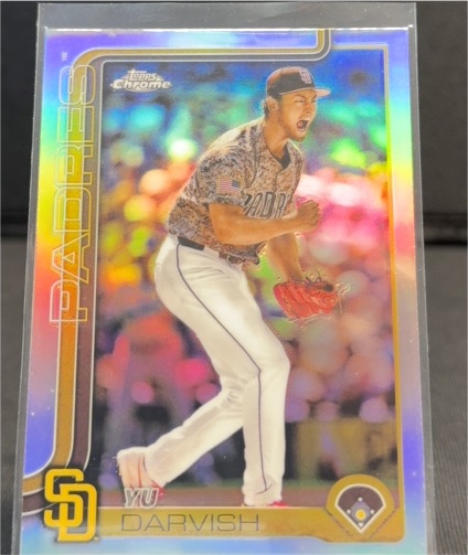 2025 Topps Chrome #186 Yu Darvish — front