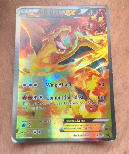2016 Pokémon XY121 Charizard EX — front