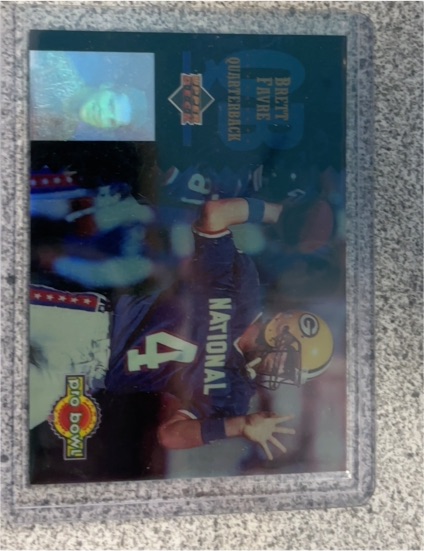 1994 Upper Deck Pro Bowl #PB9 Brett Favre — front