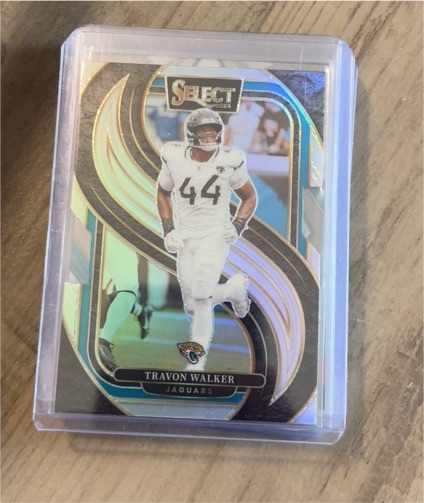 2024 Panini Select Premier Level Silver Prizm Die-Cut #197 Travon Walker — front