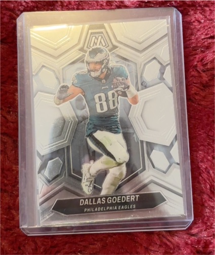 2023 Panini Mosaic #180 Dallas Goedert — front