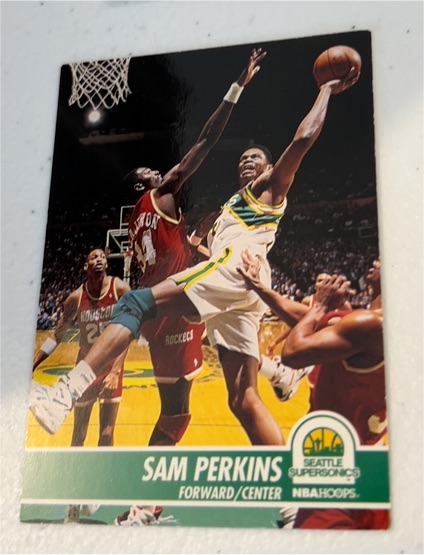 1994-95 NBA Hoops #203 Sam Perkins — front