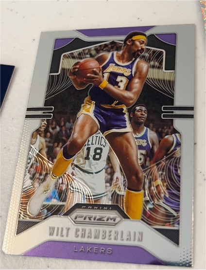2019-20 Panini Prizm #18 Wilt Chamberlain — front