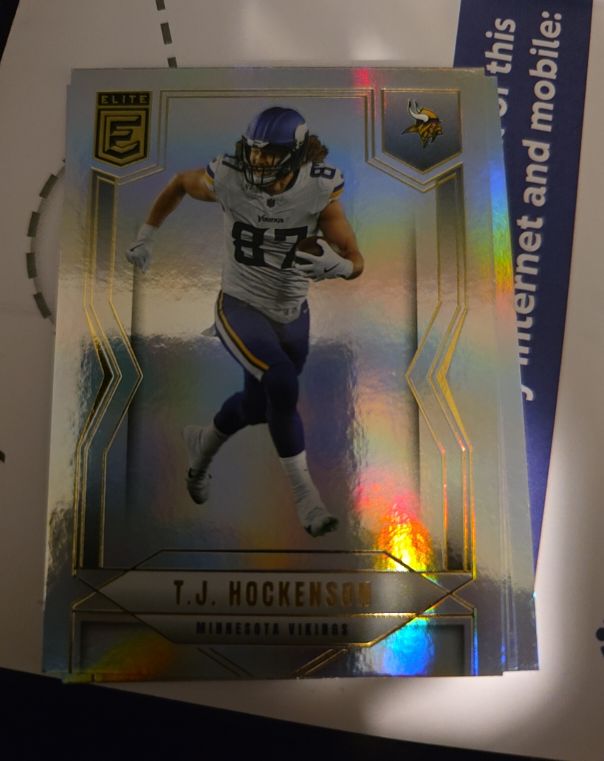 2025 Panini Donruss Elite #66 T.J. Hockenson — front