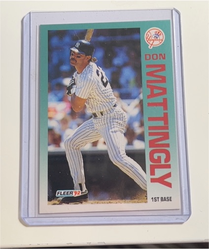 1992 Fleer #237 Don Mattingly — front