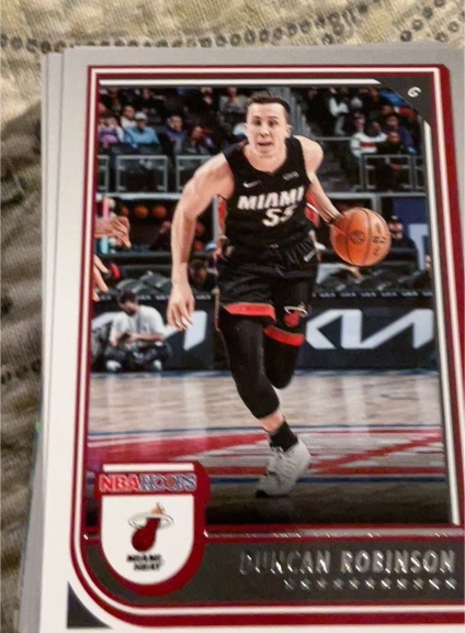 2022-23 Panini NBA Hoops #98 Duncan Robinson — front