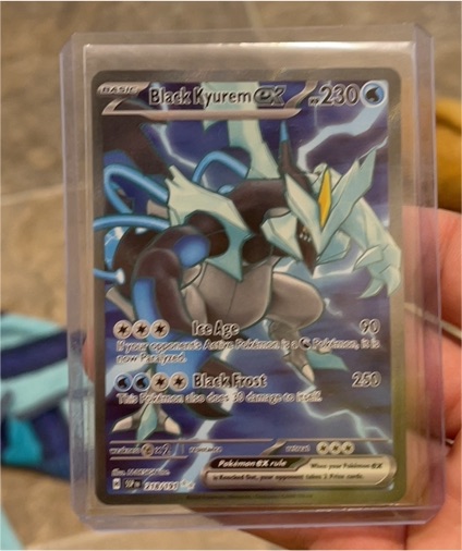 2022 Pokémon Sv08: Surging Sparks #218 Black Kyurem ex — front