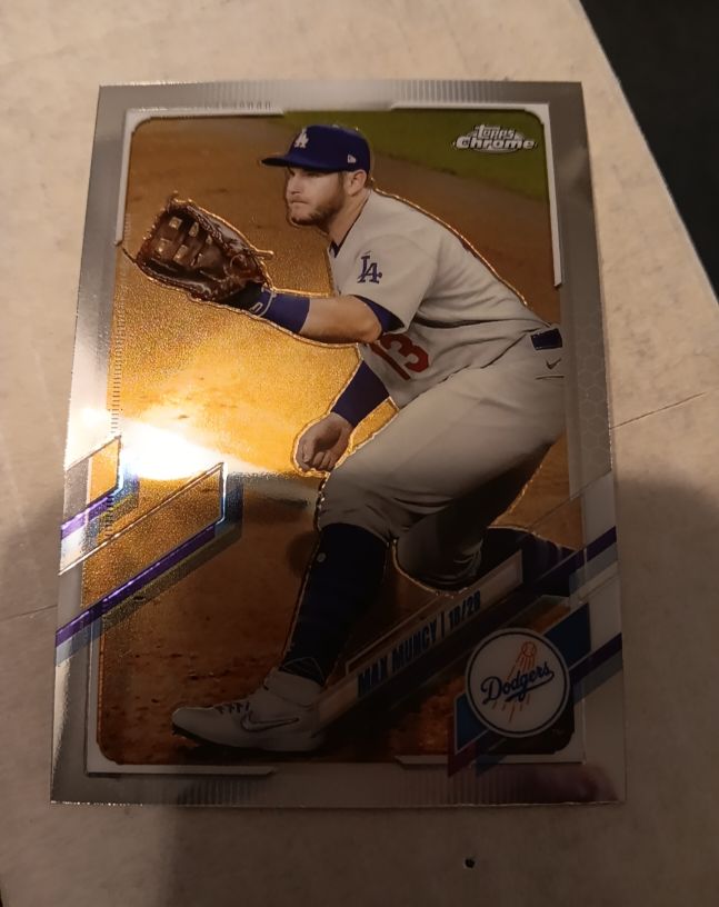 2021 Topps Chrome #173 Max Muncy — front