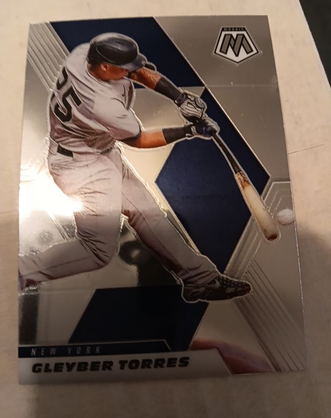 2021 Panini Mosaic Gleyber Torres — front