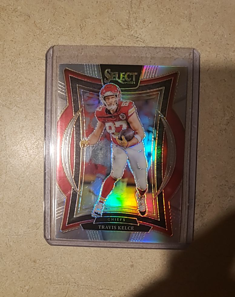 2024 Panini Select #97 Travis Kelce Concourse Silver Prizm Die-Cut Chiefs — front
