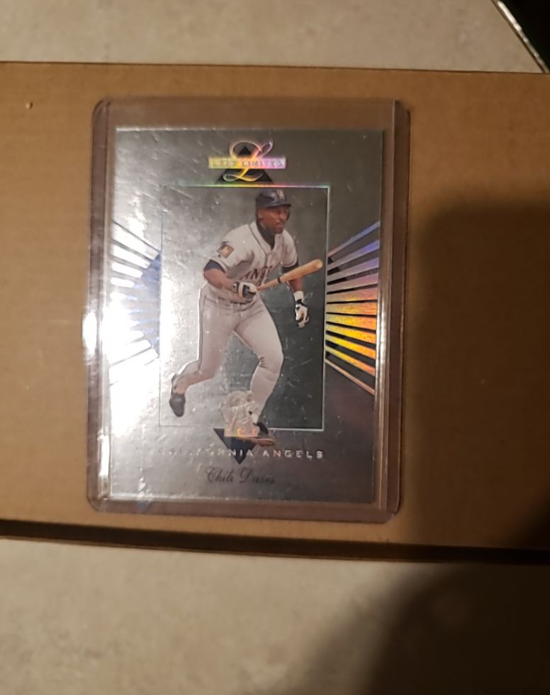 1994 Leaf Limited #15 Chili Davis — front