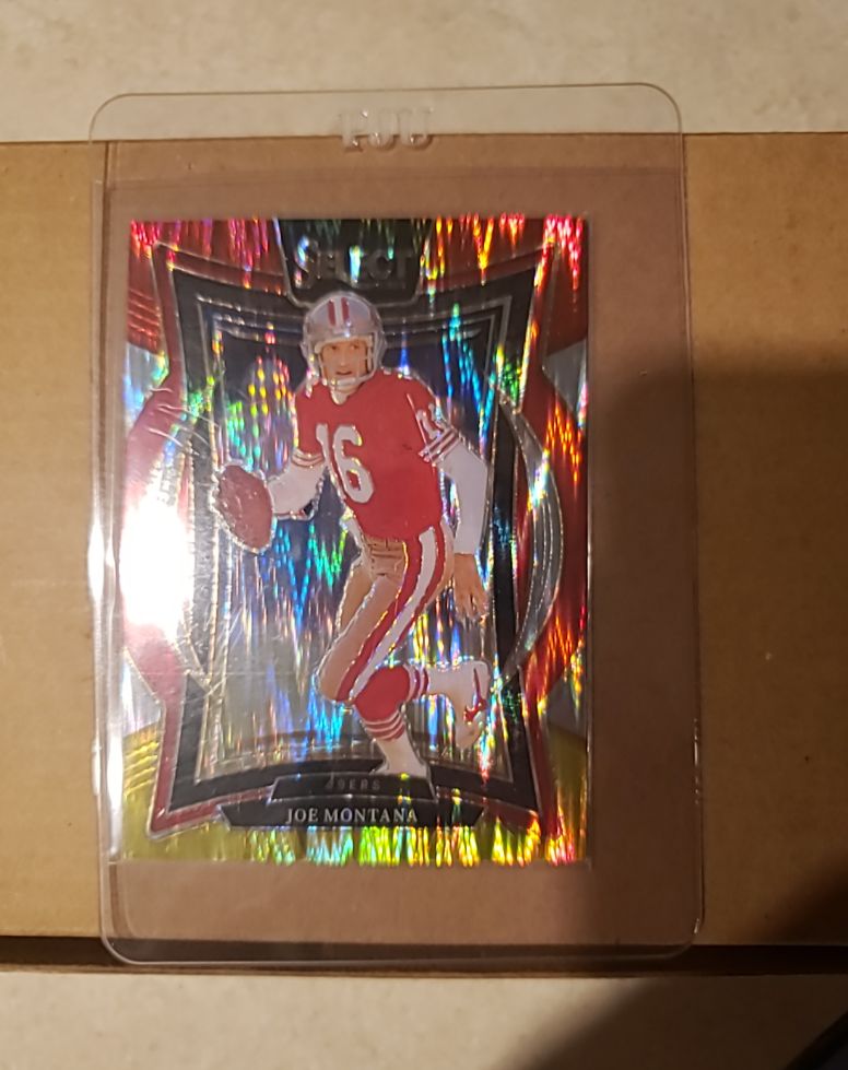 2024 Panini Select Concourse #70 Joe Montana — front