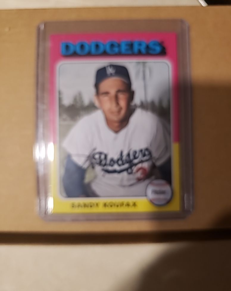 1975 Topps #123 Sandy Koufax — front