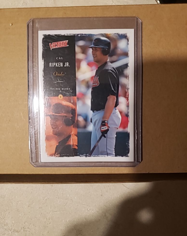 2000 Upper Deck Victory #192 Cal Ripken Jr. — front
