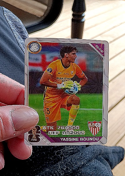 2020 Panini FIFA 20/20 Yassine Bounou — front