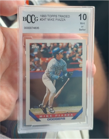 1993 Topps Traded #24T Mike Piazza — front