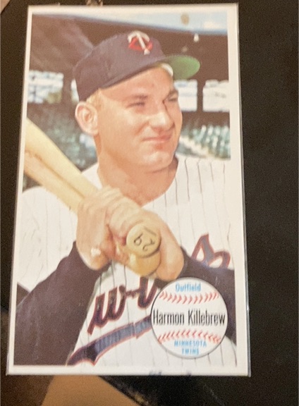 1964 Topps Giants #38 Harmon Killebrew — front