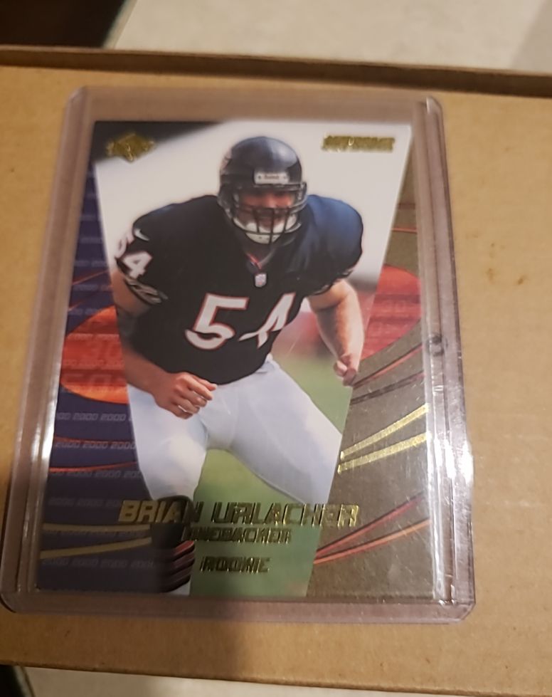 2006 Topps #155 Brian Urlacher — front