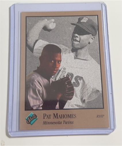 1992 Leaf Studio #208 Pat Mahomes — front