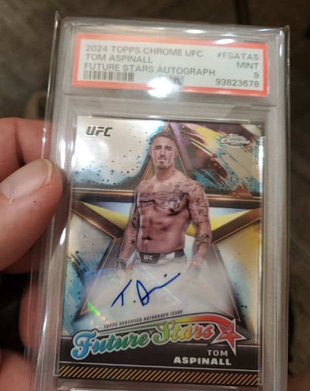 2024 Topps Chrome UFC #FSA-TAS Tom Aspinall Future Stars Autograph — front