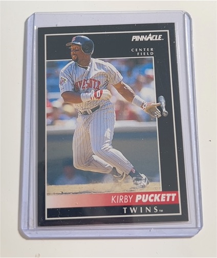 1992 Pinnacle #20 Kirby Puckett — front