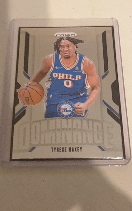 2024-25 Panini Prizm #24 Tyrese Maxey Dominance Green Prizm — front