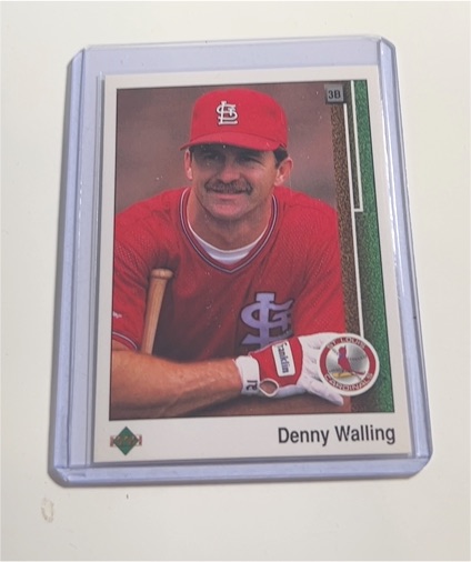 1989 Upper Deck #38 Denny Walling — front