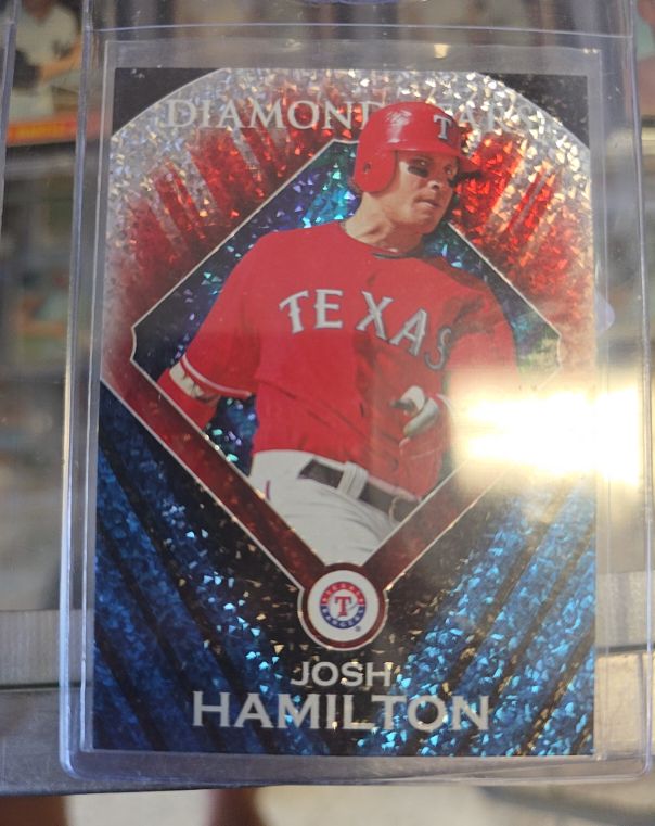 2011 Topps Diamond Stars #DS-19 Josh Hamilton — front