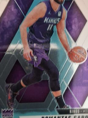 2024-25 Panini Mosaic Sacramento Kings Basketball Card — front