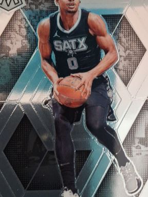 2024-25 Panini Mosaic #9 Keldon Johnson — front