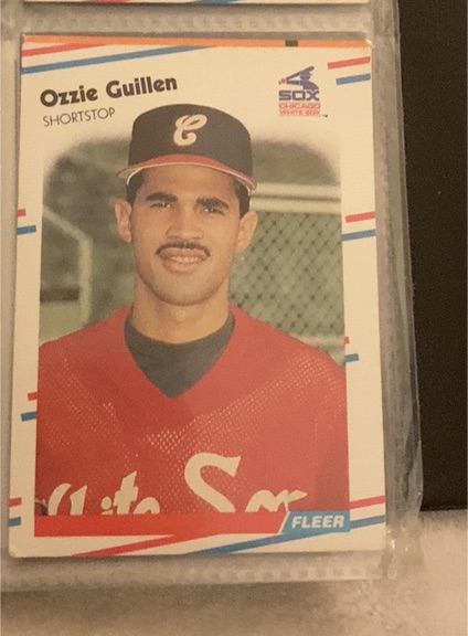 1988 Fleer #398 Ozzie Guillen — front