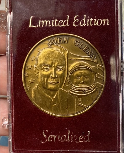 1998 John Glenn STS-95 Returns to Space Bronze Commemorative Coin — front