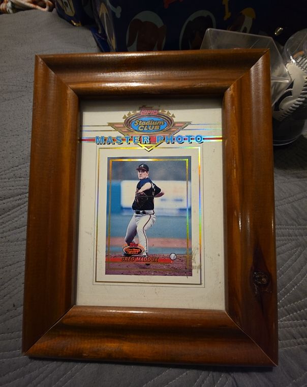 1993 Topps Stadium Club Master Photo Greg Maddux — front