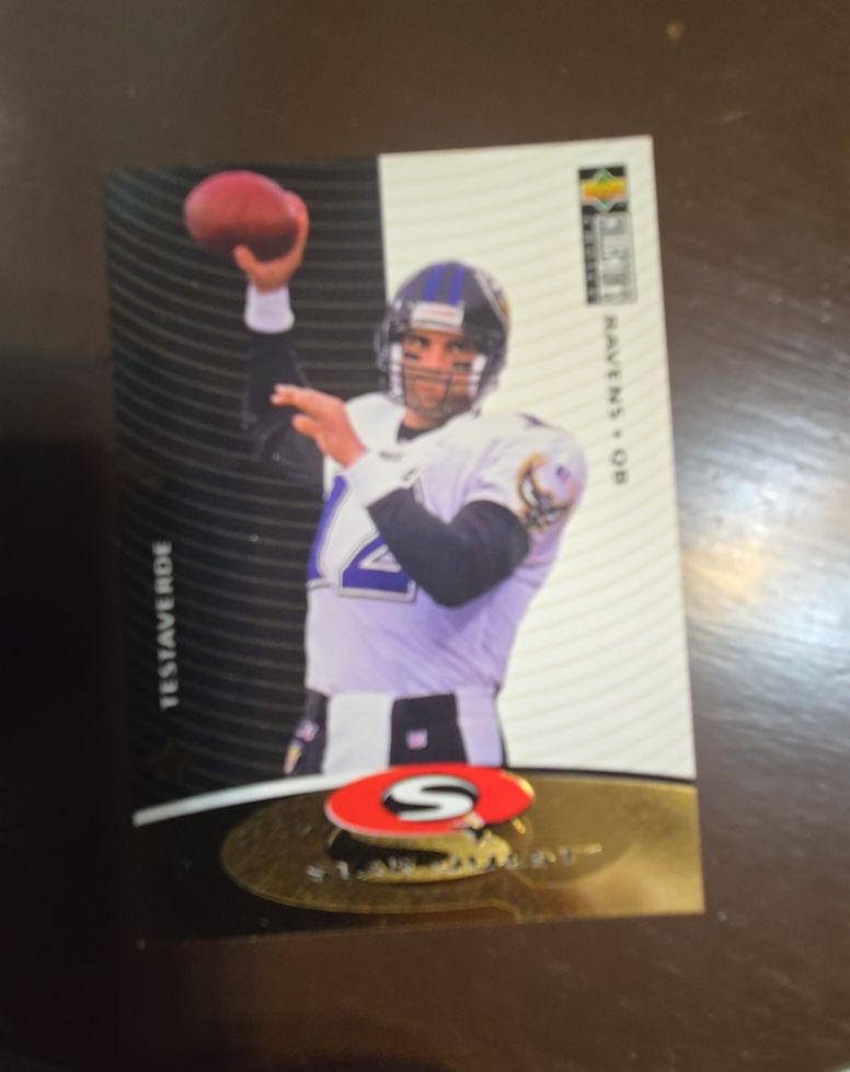 1997 Upper Deck Collector's Choice Star Quest #SQ34 Vinny Testaverde — front