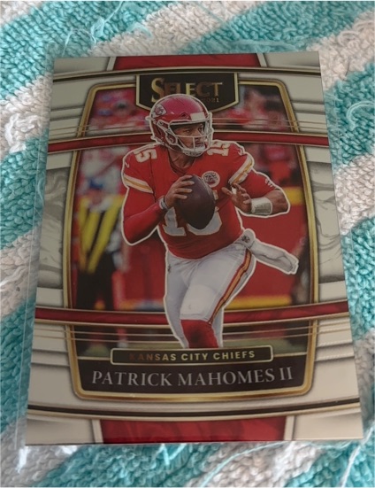 2021 Panini Select #2 Patrick Mahomes II — front