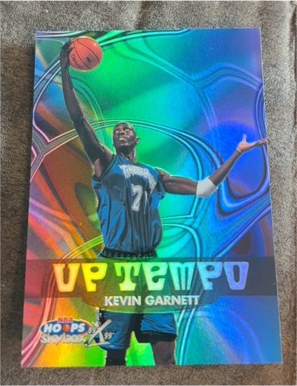 1999-00 Skybox NBA Hoops Decade #2UT Kevin Garnett Up Tempo — front