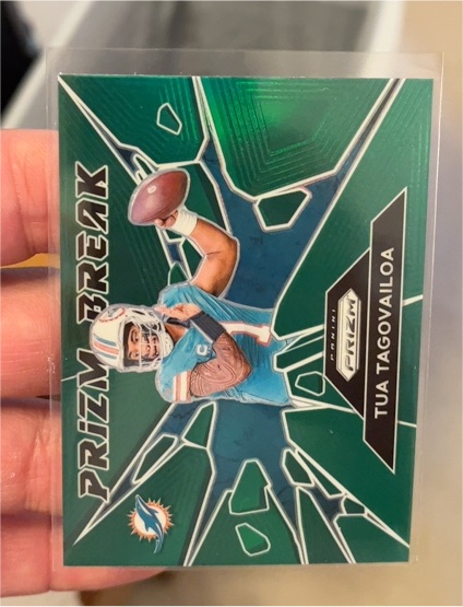 2024 Panini Prizm #10 Tua Tagovailoa Prizm Break — front