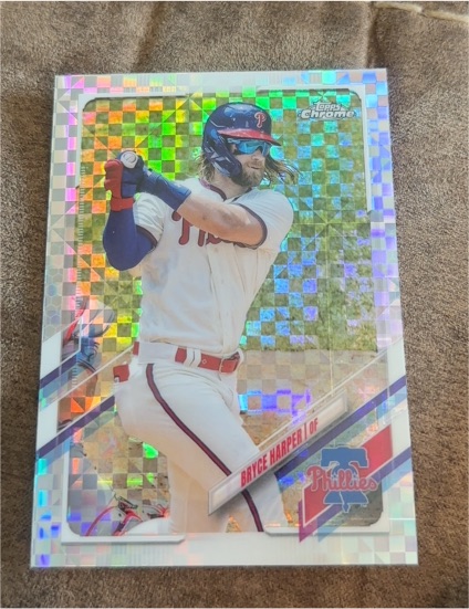 2021 Topps Chrome #134 Bryce Harper — front