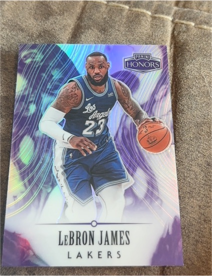 2020-21 Panini Chronicles Honors #590 LeBron James — front