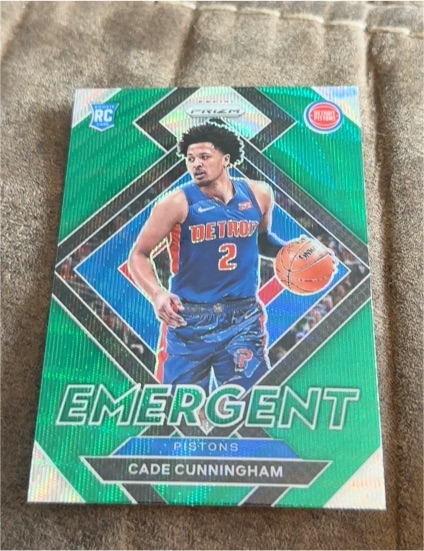 2021-22 Panini Prizm Emergent #22 Cade Cunningham — front