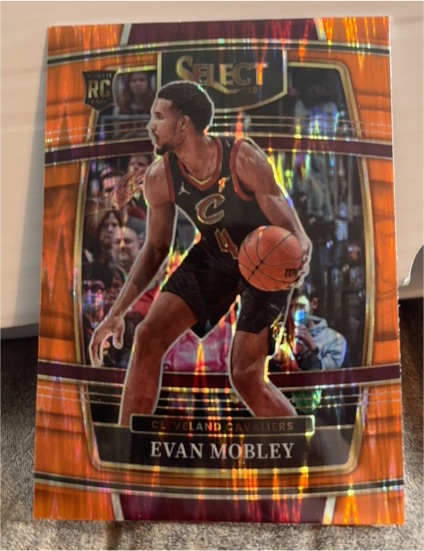 2021-22 Panini Select #5 Evan Mobley Orange Flash Prizm Rookie — front