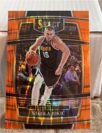 2021-22 Panini Select #82 Nikola Jokic — front
