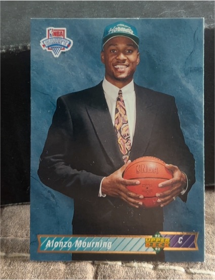 1992-93 Upper Deck #2 Alonzo Mourning — front