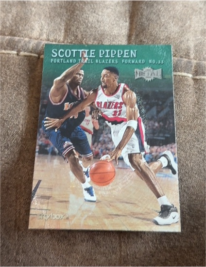 1999-00 Skybox Metal #133 Scottie Pippen — front